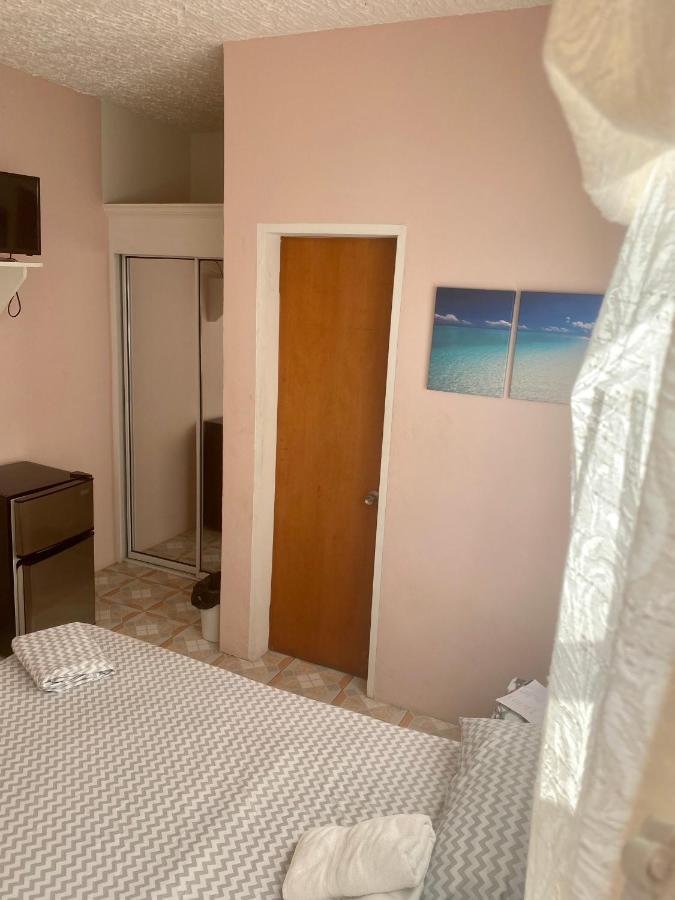 Beverley'S Guest House, เนวิส ภายนอก รูปภาพ